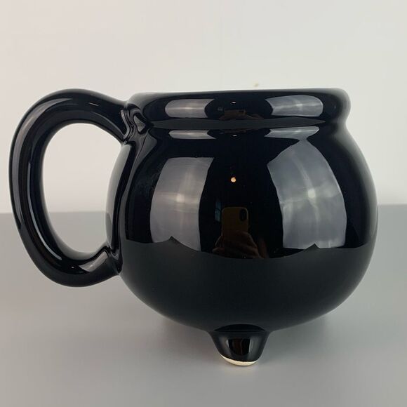 Harry Potter Warner Bros Hogwarts Black Cauldron Coffee 20oz Ceramic Mug - Picture 5 of 6